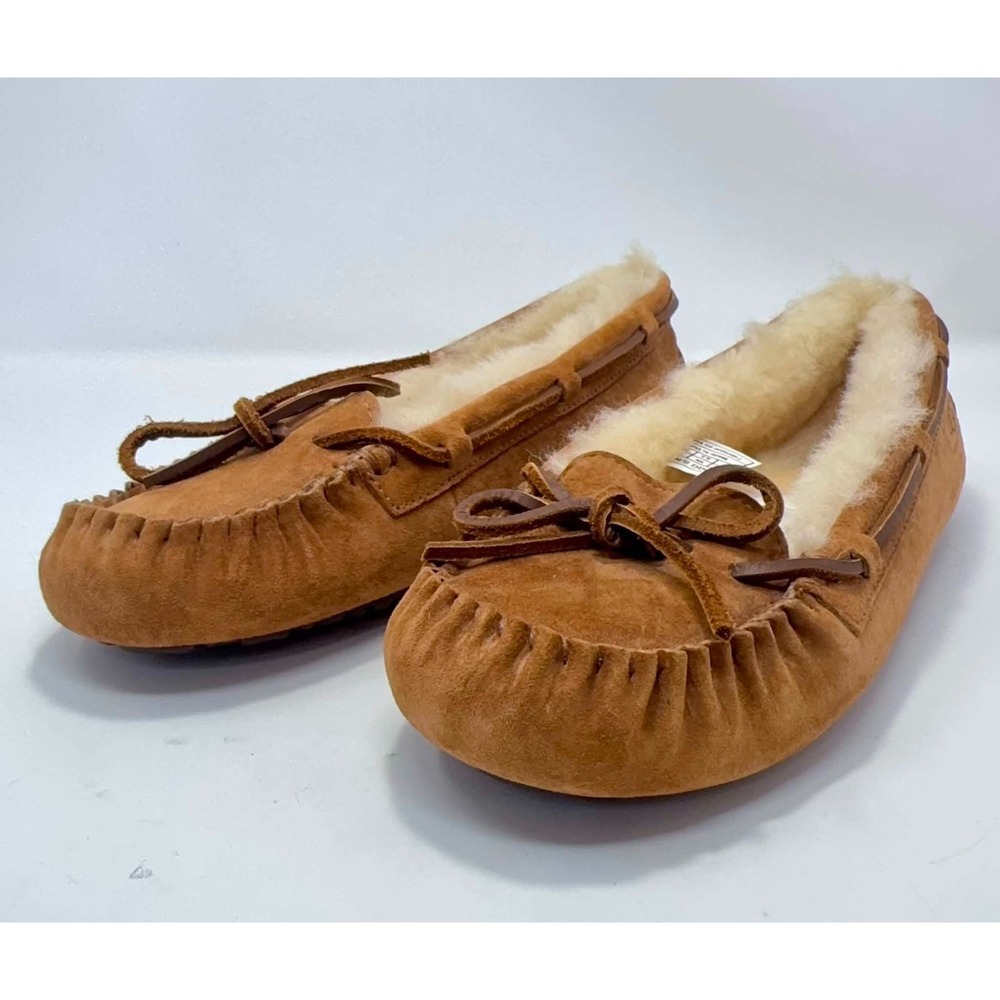 NEW UGG Australia Dakota Chestnut Sheepskin Moccasin Slippers Womens US 8 EU 39 - Picture 2 of 6